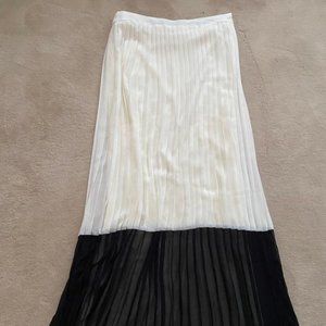 Sabine pleated maxi skirt